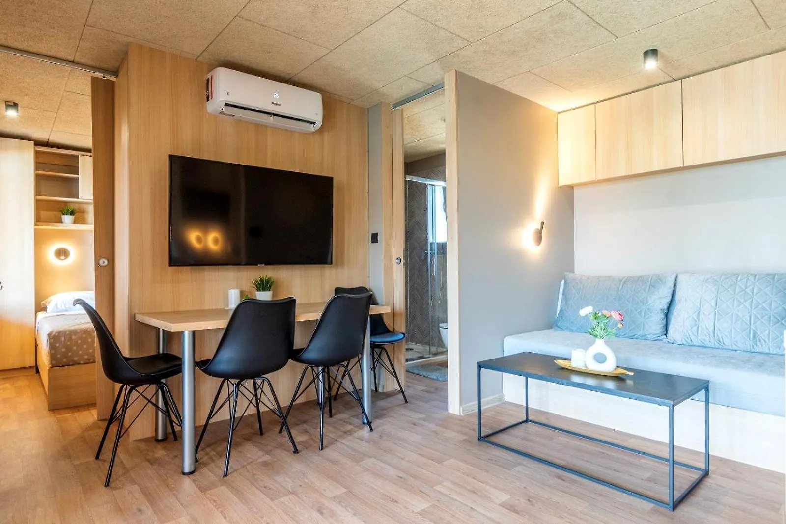 Mobile House Mlinar Hotel Pakostane 0*,  Croatia