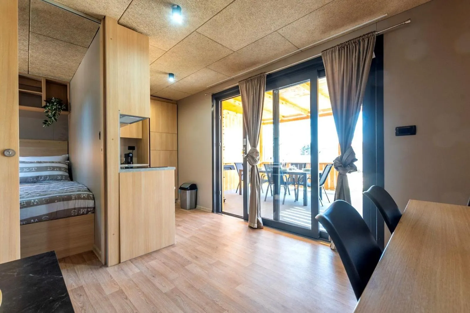 Mobile House Mlinar Hotel Pakostane Croatia